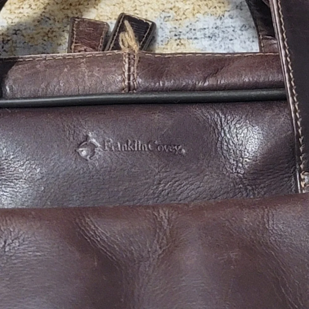 Franklin Covey ‎ Men's Padded Briefcase Business Brown Leather Bag